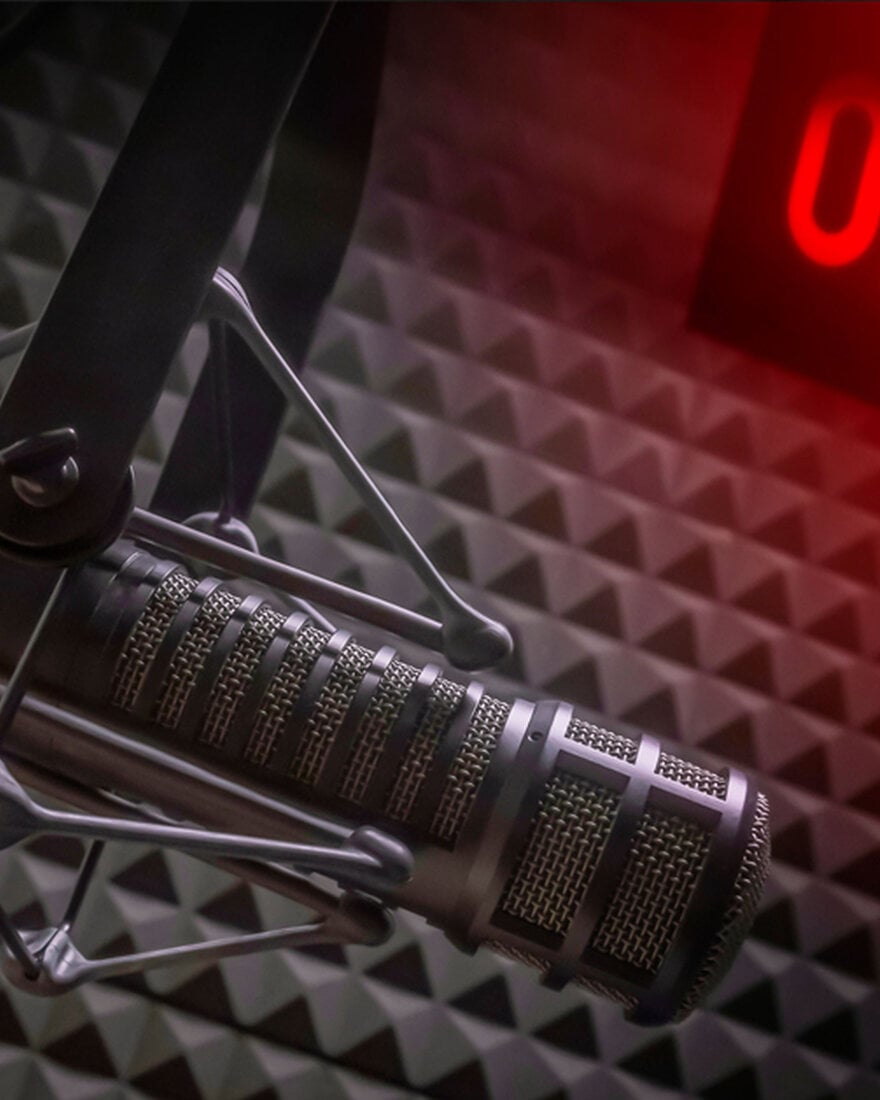 Mediahuis verwerft FM-licentie voor Radio Veronica en 100% NL. SLAM! en Sublime gaan verder via DAB+.